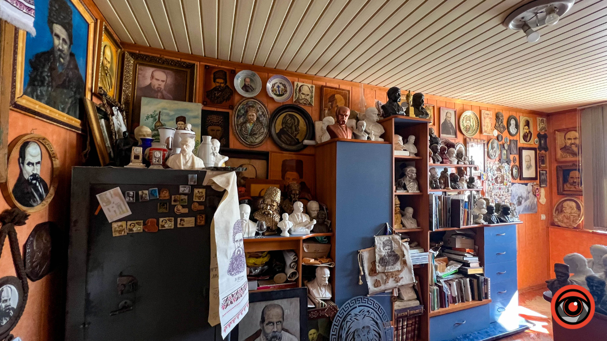 У Нижньому Вербіжі колекціонер має понад 1000 експонатів Тараса Шевченка 12