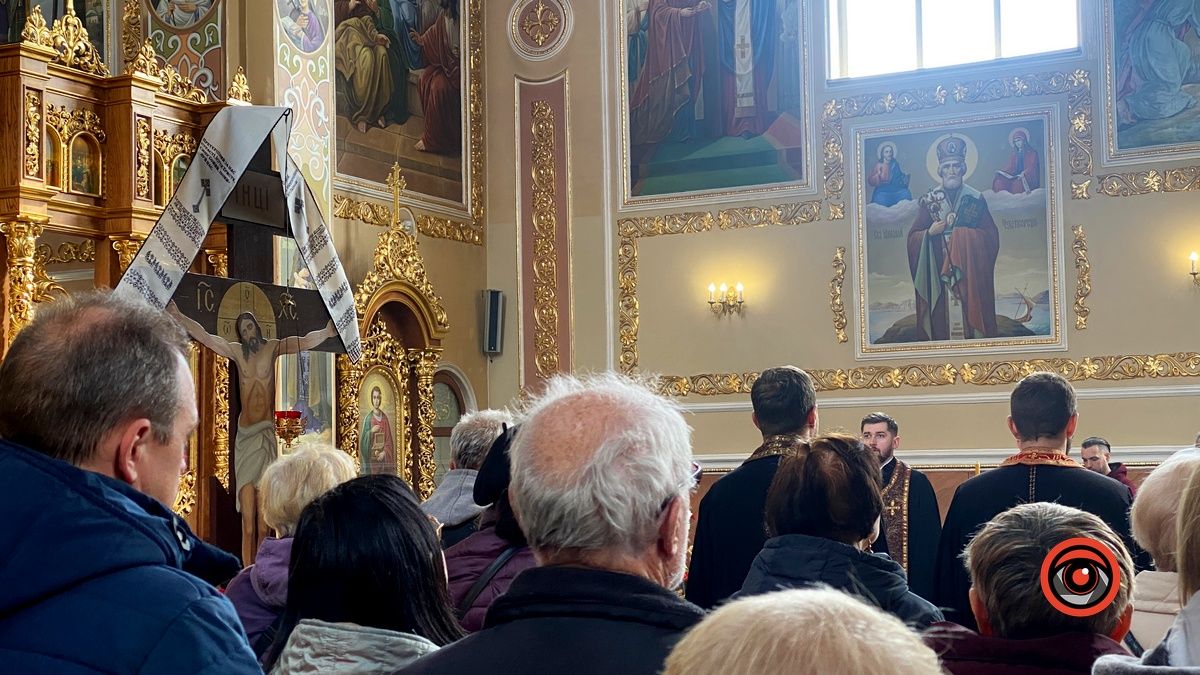 У Коломиї провели в останню дорогу геніального композитора Олександра Козаренка 1