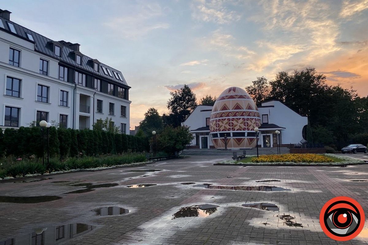 Реконструкцію площі в Коломиї буде здійснювати фірма з Надвірної зі статутним капіталом 1 тис грн 8