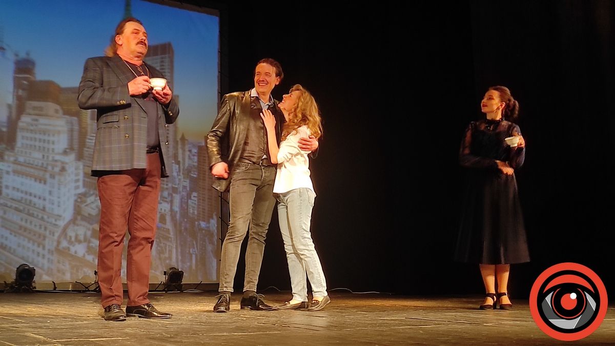 Коломийський театр дав прем'єру вистави про Квітку Цісик 3