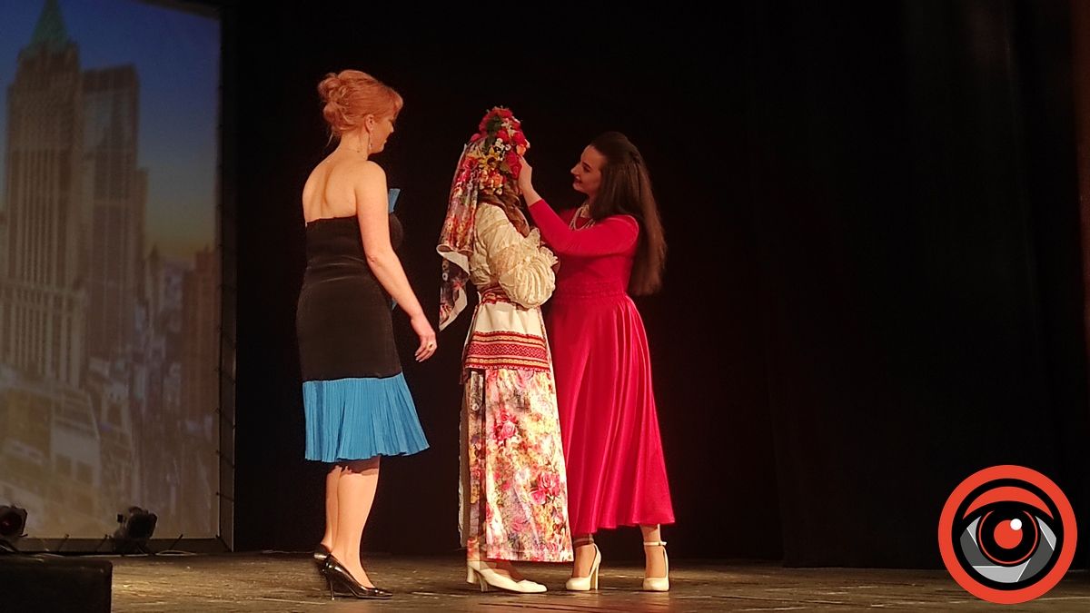 Коломийський театр дав прем'єру вистави про Квітку Цісик 4