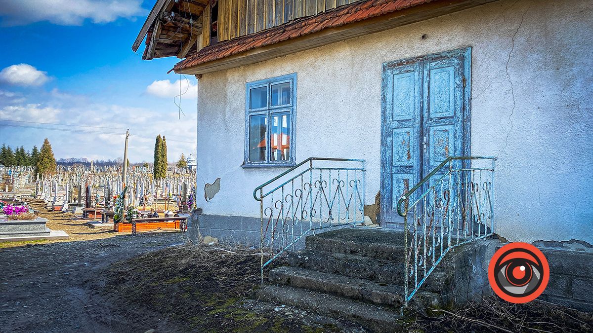 Як сьогодні виглядає могила та будинок Йосафата Кобринського у селі під Коломиєю 9