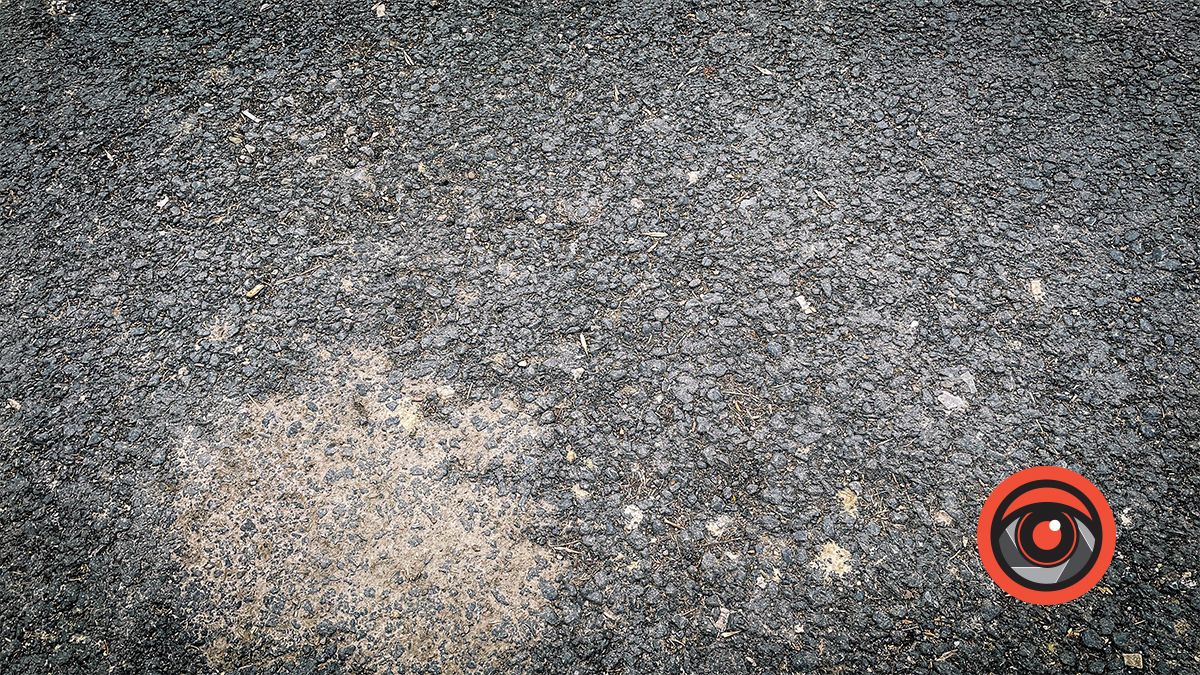 На вул. Новодворського також руйнується новий асфальт 5