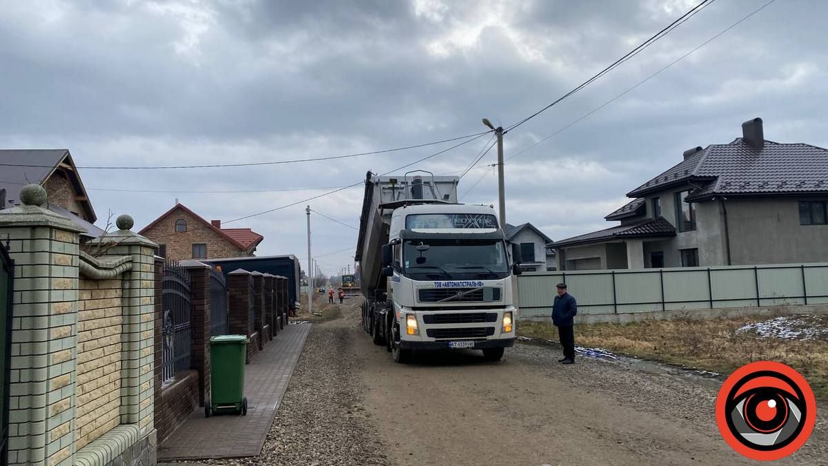 Сказали і були почуті: мешканцям приватного сектору защебенили вулицю 6