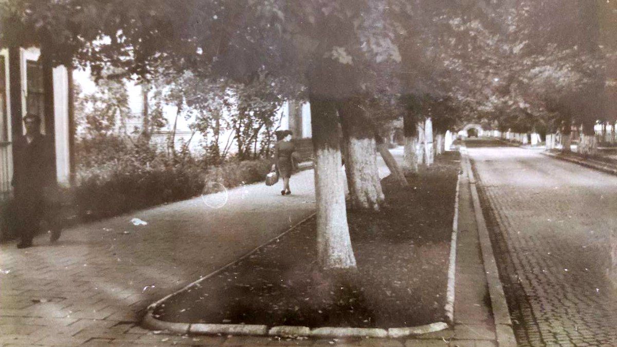 Унікальні фото Коломиї та коломиян у середині XX століття 12