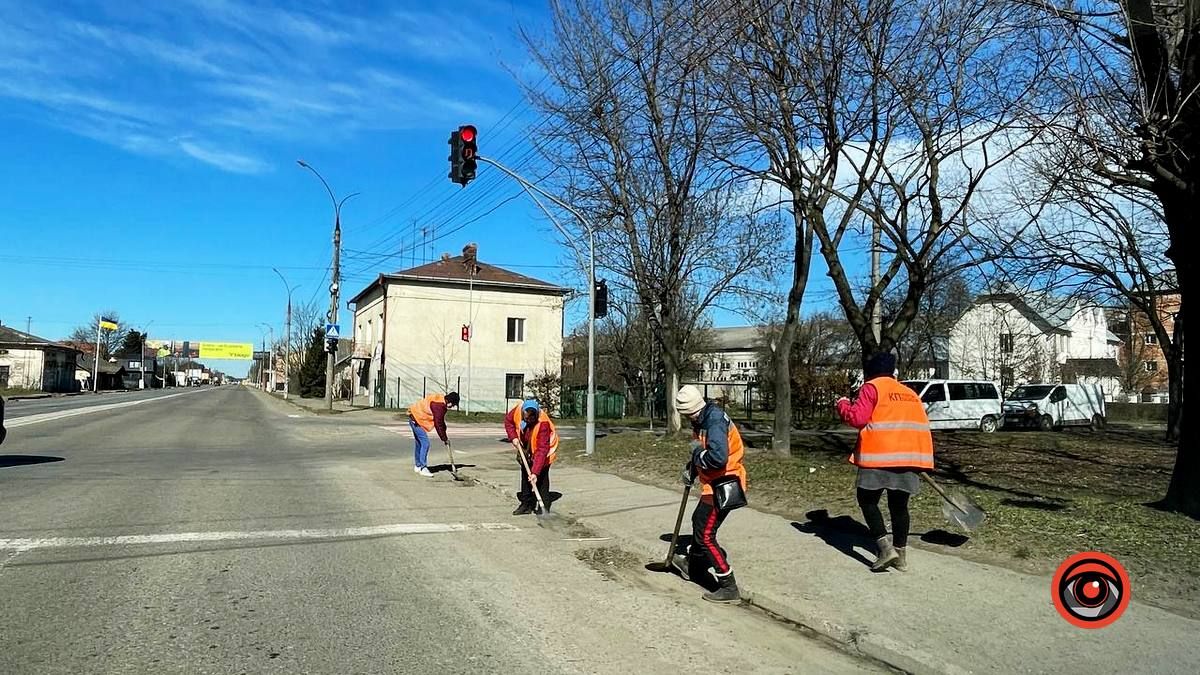 На вулиці Карпатській у Коломиї толока 1