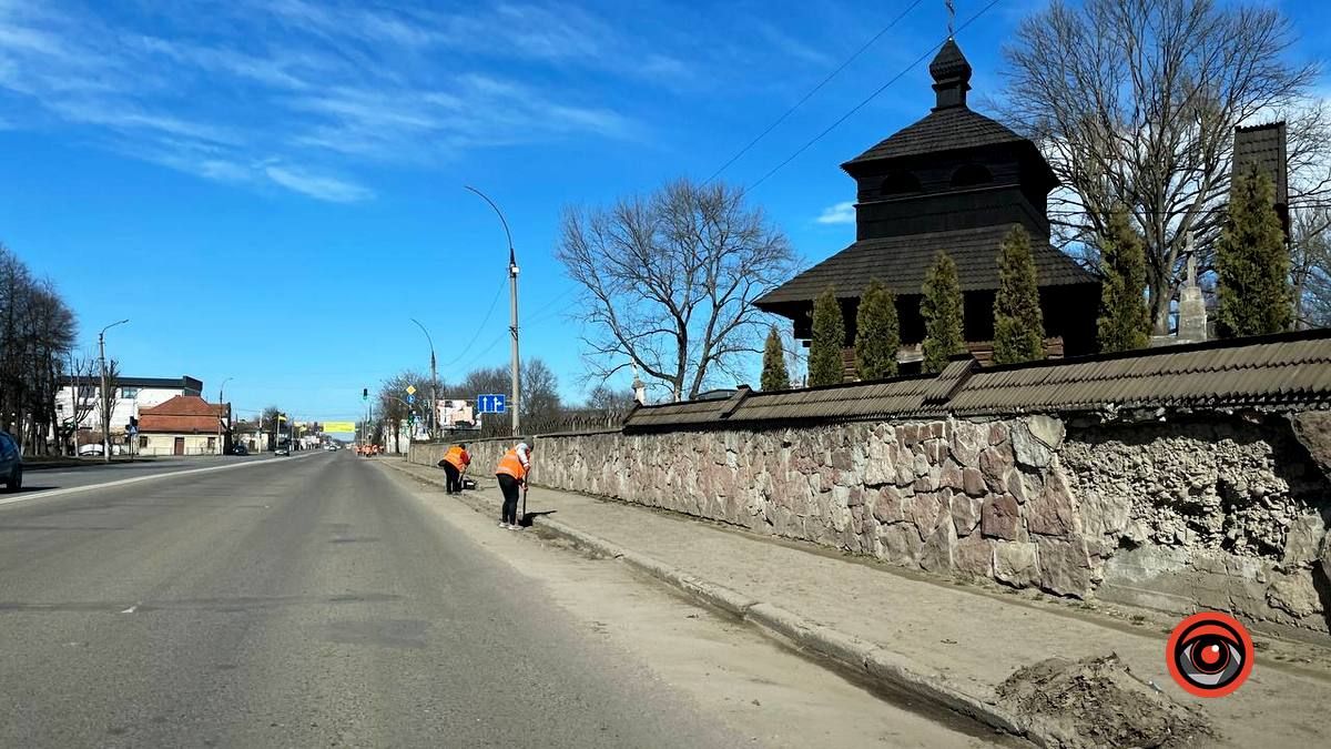 На вулиці Карпатській у Коломиї толока 4