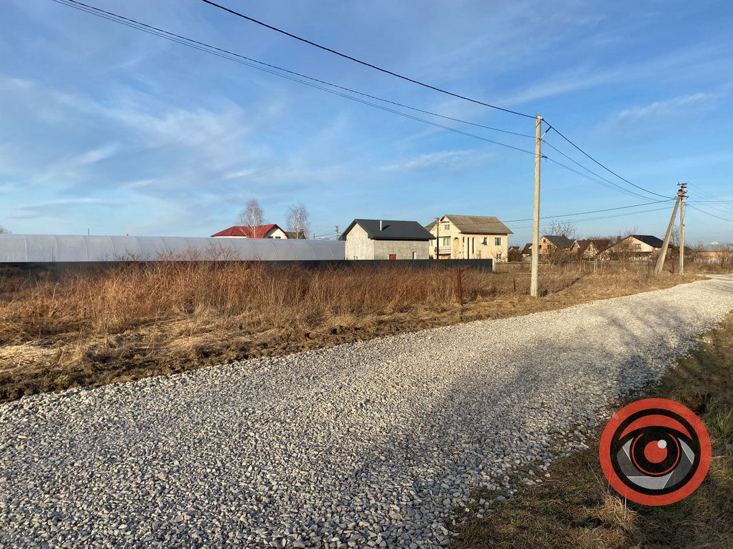 Урочище “Левади” у селі Воскресінці теж защебенили 2