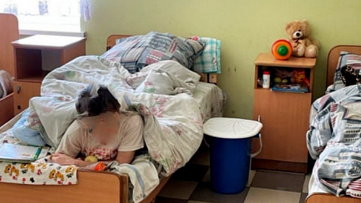 Без води, повітря та з тілесними ушкодженнями: умови перебування у Делятинському психоневрологічному інтернаті