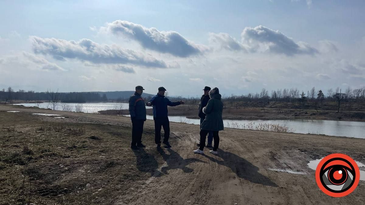 Спасти не можна знищити: як активісти Коломиї пропонують врятувати озеро