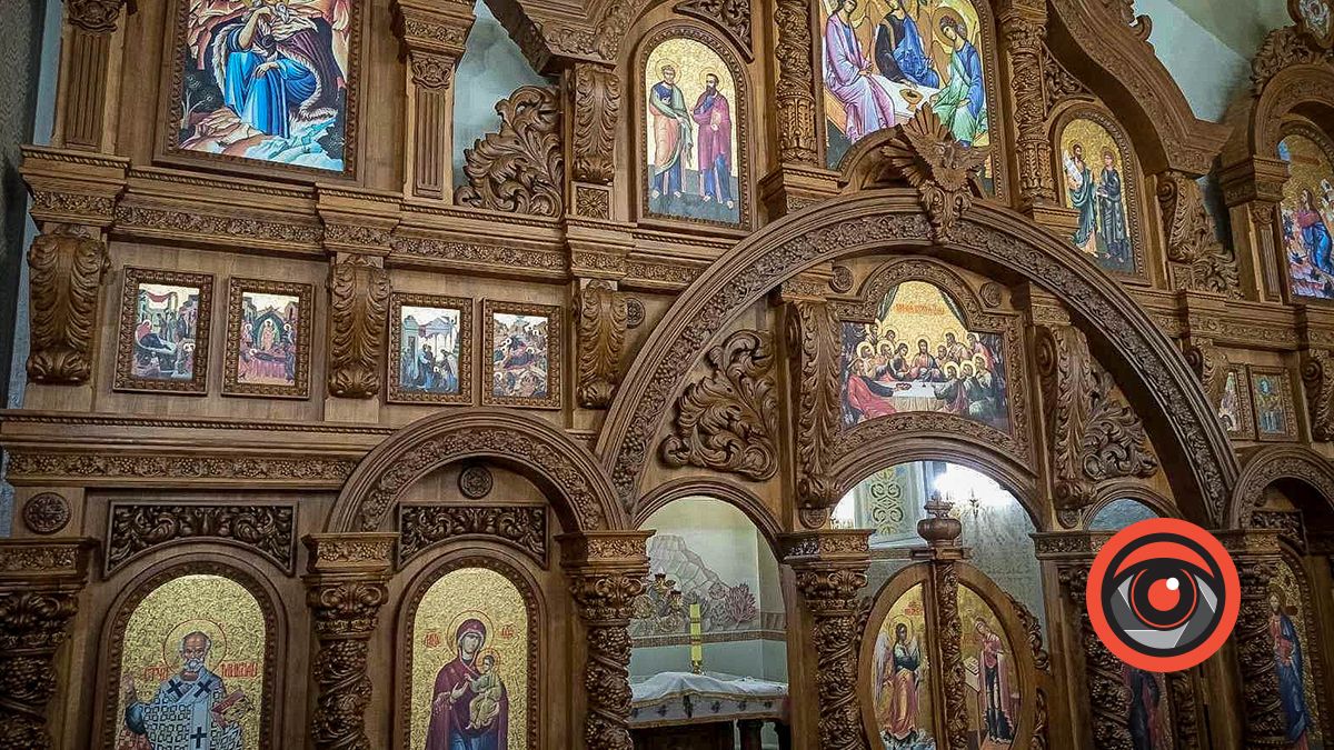 Як виготовляють іконостаси | Майстерня Романа Півторака у Косові 14