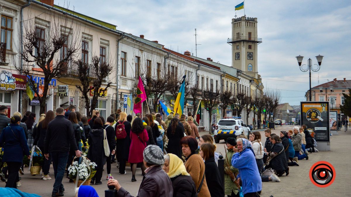 Коломия провела в останню дорогу молодого Героя Назарія Цигана 20