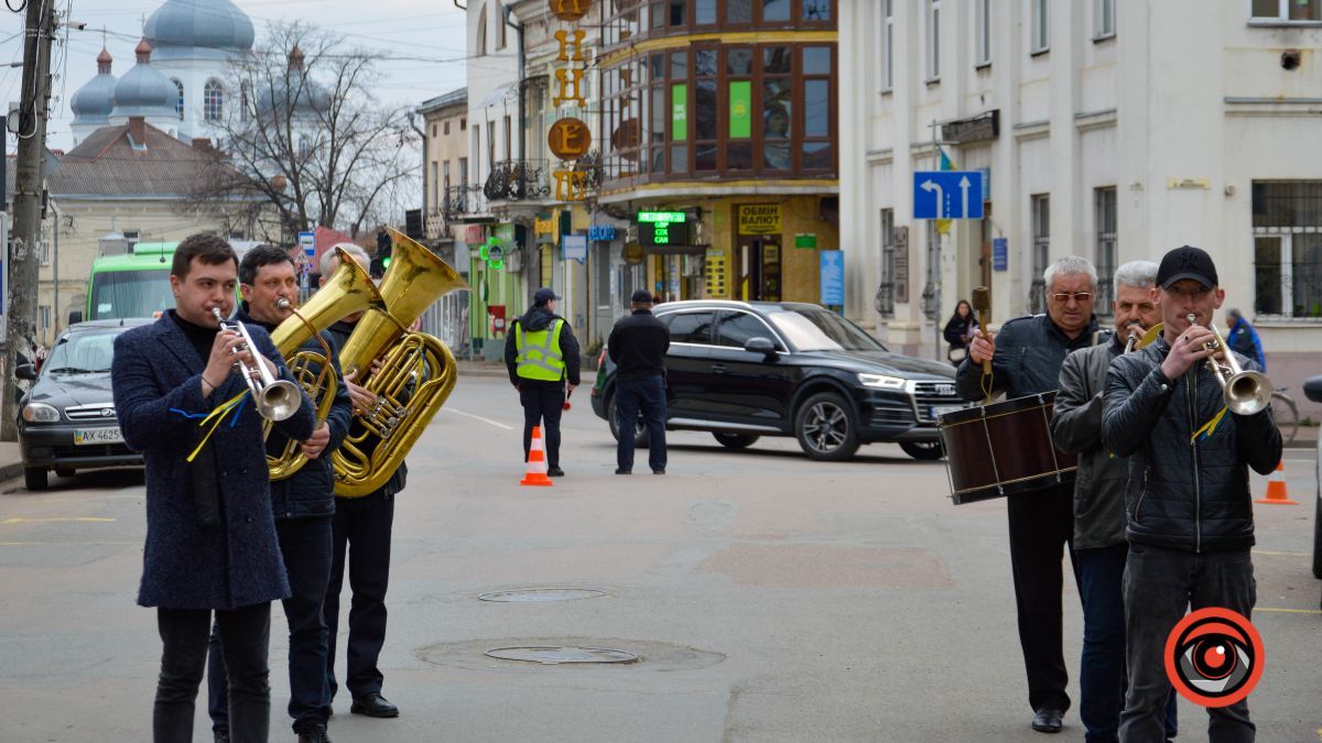 Коломия провела в останню дорогу молодого Героя Назарія Цигана 8