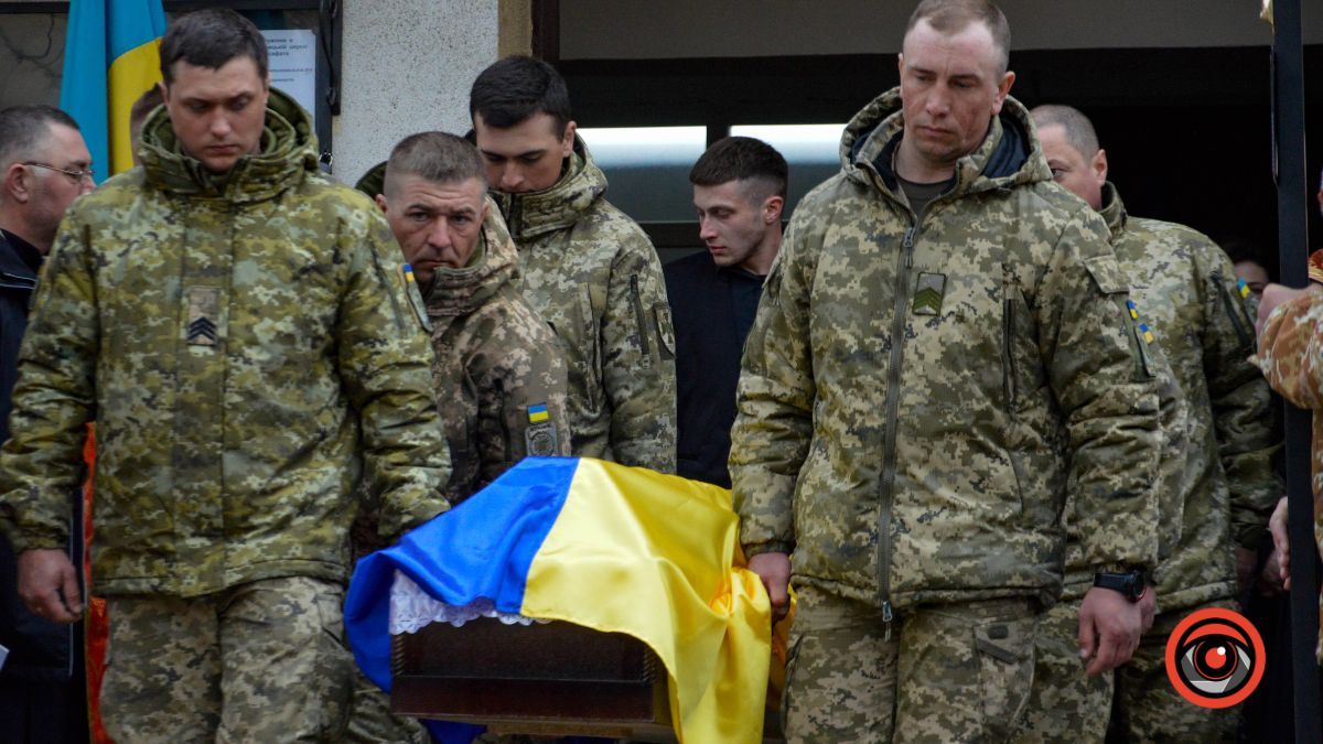 Коломия провела в останню дорогу молодого Героя Назарія Цигана 10