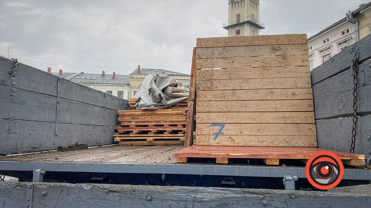 У Коломиї почали демонтаж Пункту Незламності 2