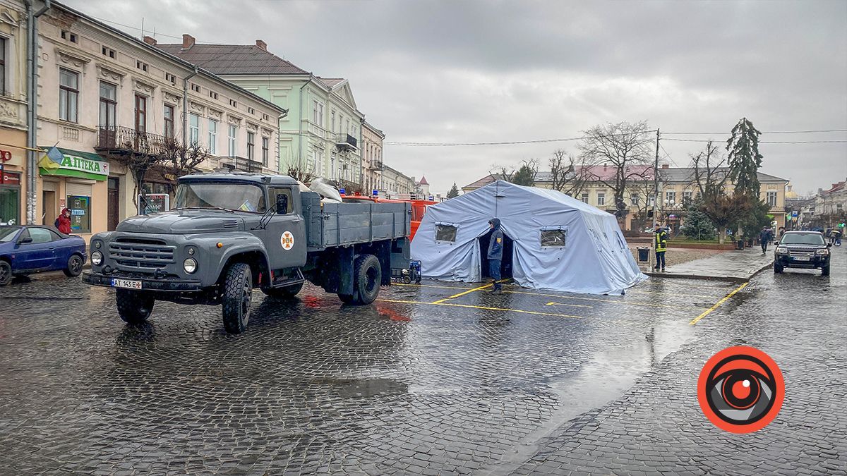 У Коломиї почали демонтаж Пункту Незламності 3