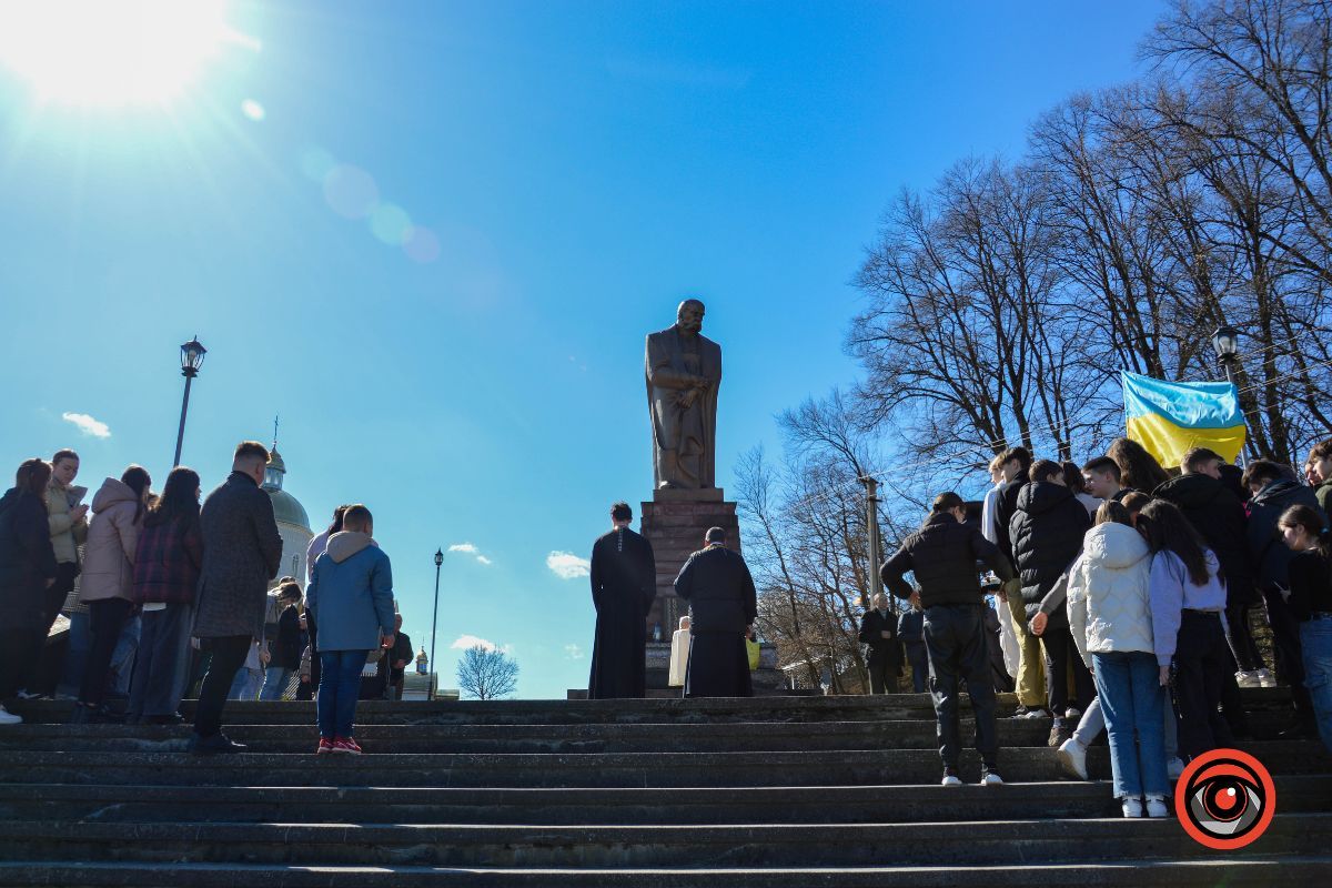 У Нижньовербізькій ОТГ вшанували пам'ять Великого Кобзаря 14