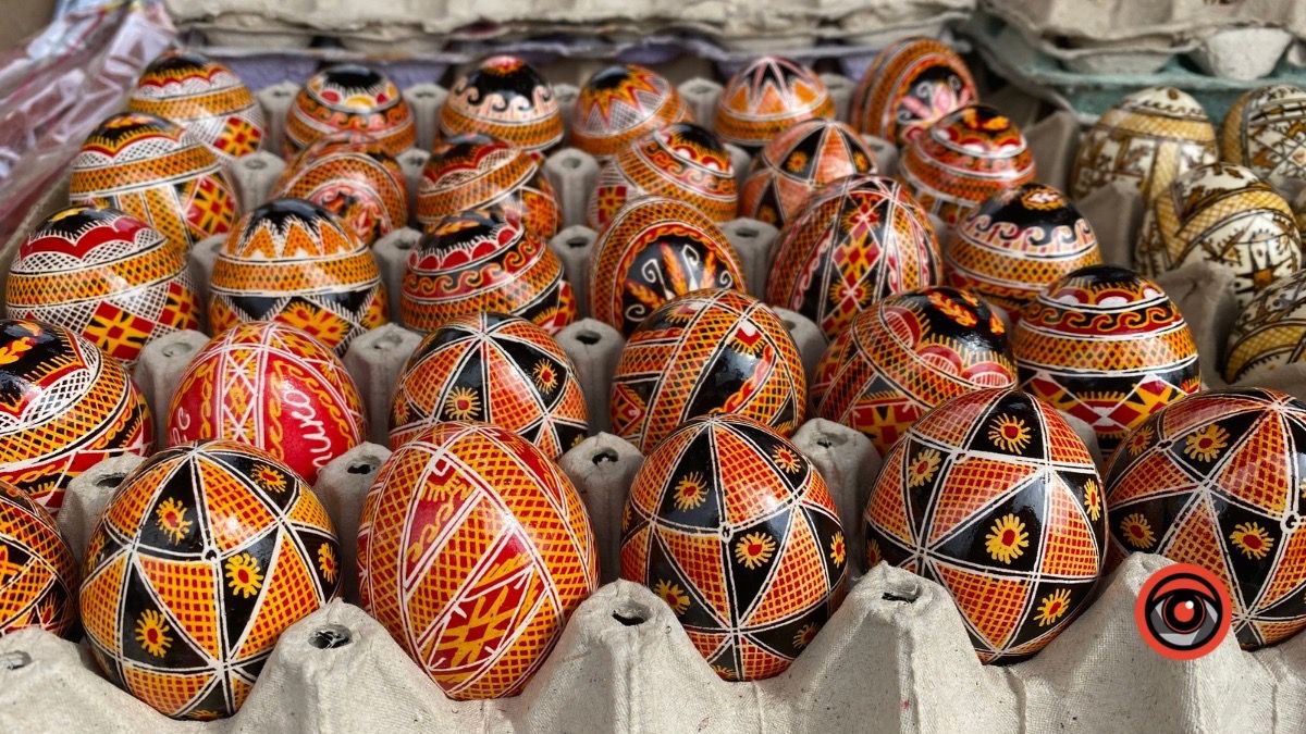 Скільки у Коломиї коштують кошики та прикраси до них? 16