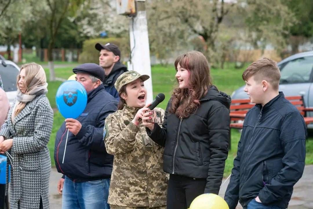 У Воскресінцях виступали військовий та духовий оркестри 2