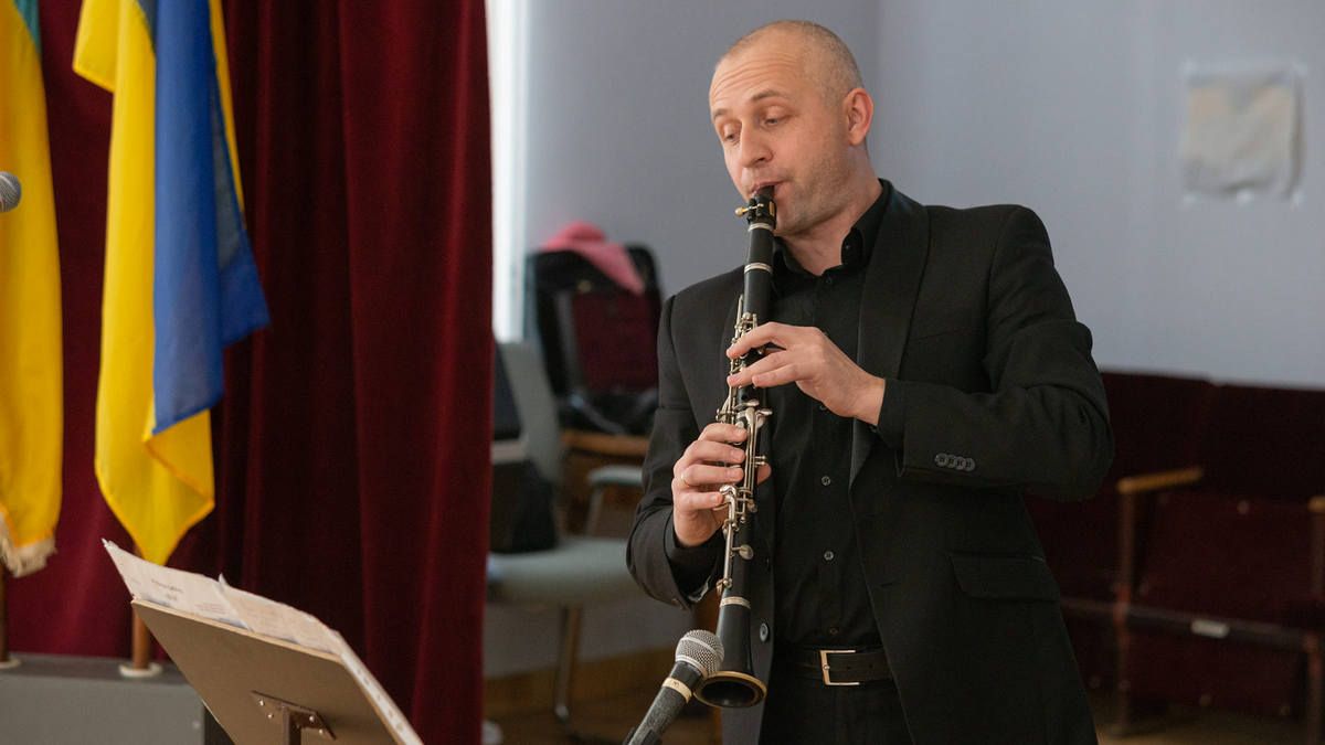 У Коломиї відбувся захід "Сміємось - отже не здаємось" 3