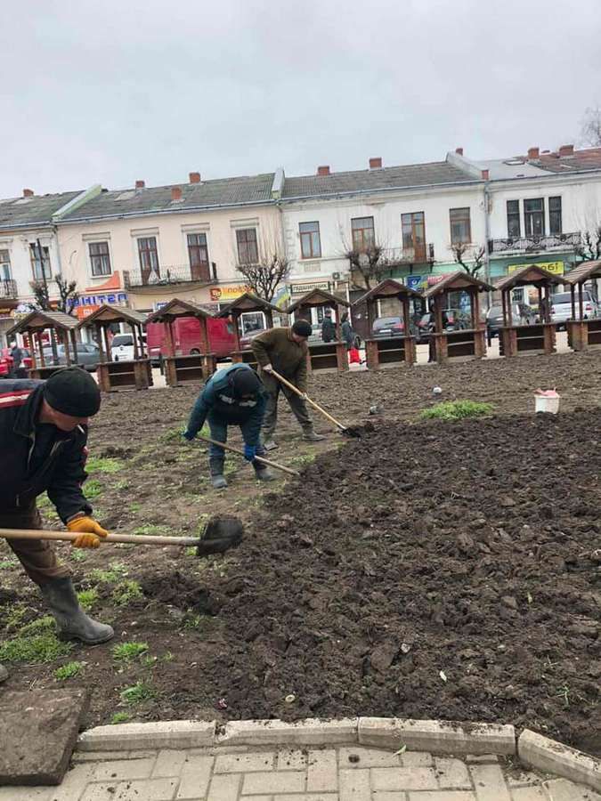 Що робили коломийські комунальники протягом минулого тижня? 6