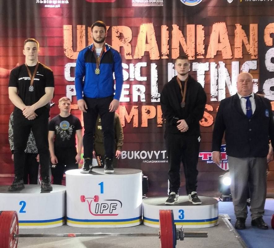 Коломияни змагаються на Чемпіонаті України з класичного пауерліфтингу 2