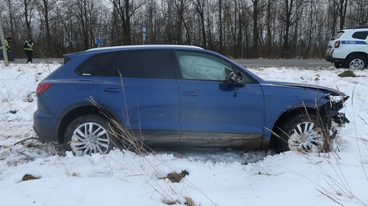 Деталі ДТП у Раківчику: одна людина у лікарні 3