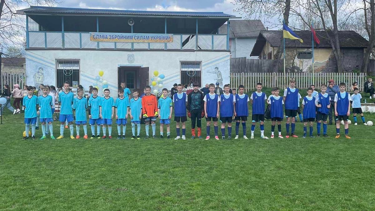Зібрані кошти на футбольному турнірі у Коршеві передали пораненим бійцям 1