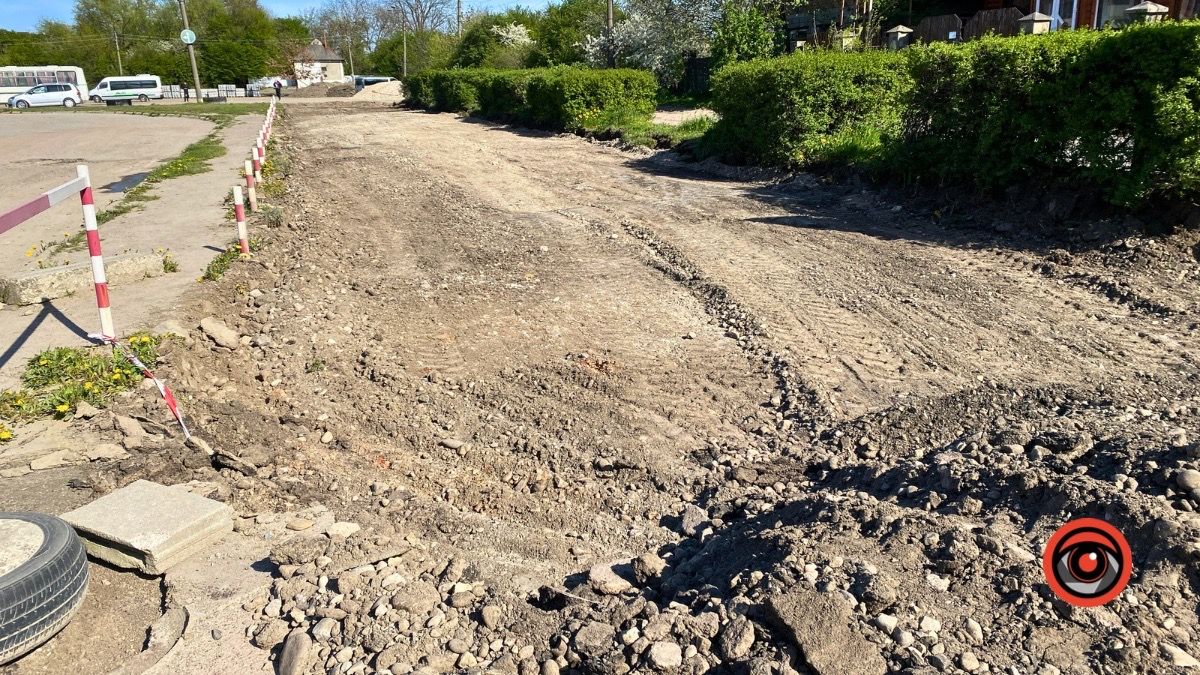 Дорога на автостанції у Коломиї дочекалася ремонту 1