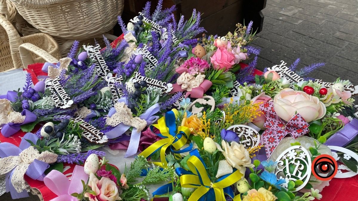 Скільки у Коломиї коштують кошики та прикраси до них? 6