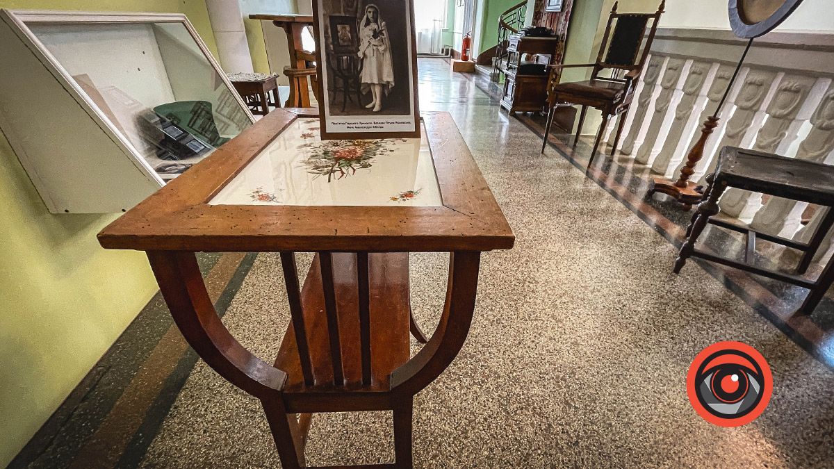 Фотореквізит з минулого століття: які речі з ательє Кіблера зберігають в коломийському музею 3