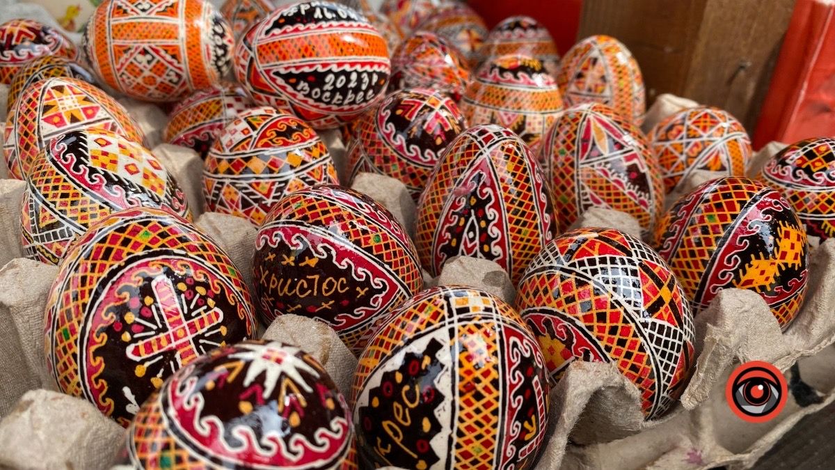 Скільки у Коломиї коштують кошики та прикраси до них? 17