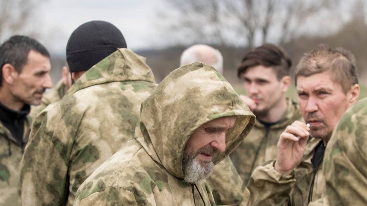 На Великдень з полону повернулися 130 захисників 3