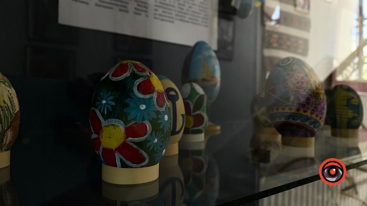 У Коломиї презентували виставку писанок ВПО з Маріуполя 1