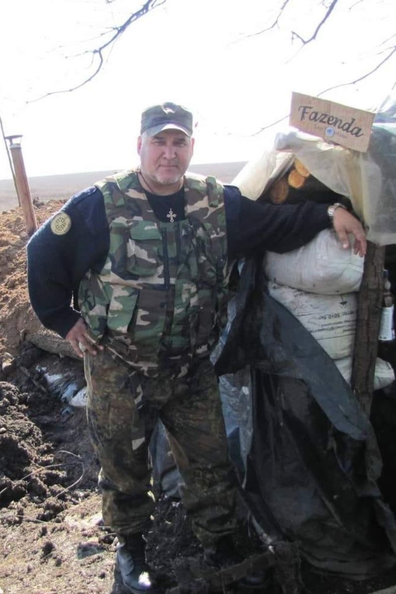 Допоможіть зібрати святкові посилки для захисників 1