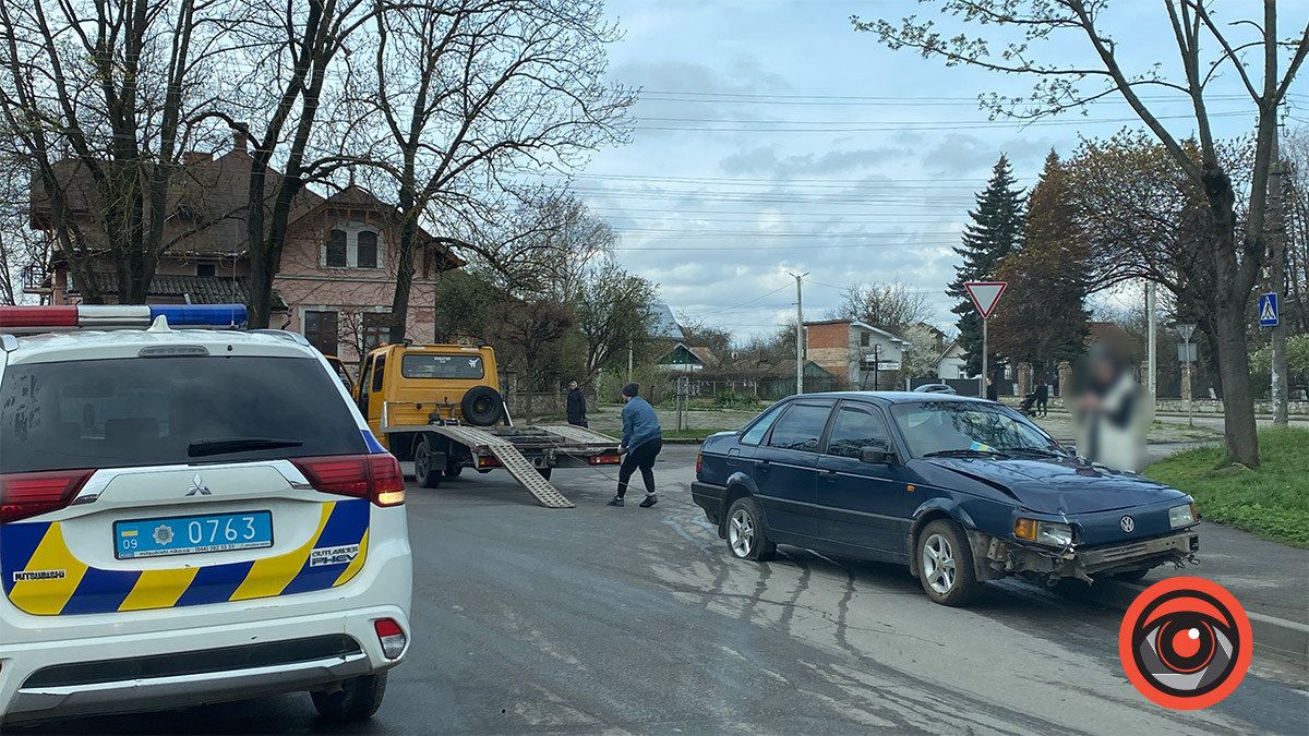 На перехресті у Коломиї не розминулись автівки 1