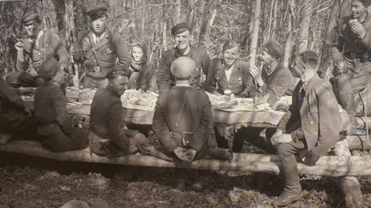 Як святкували Великдень повстанці? 4