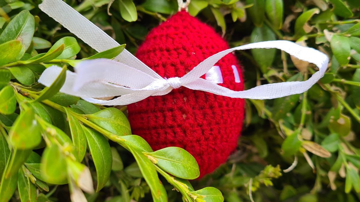 У Снятині встановили пасхальну інсталяцію 2