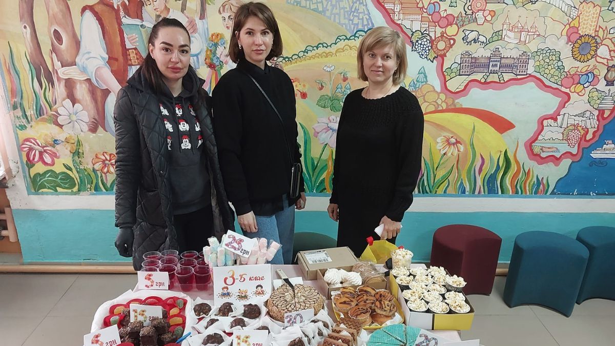 "Кладу до кошика я перемогу": у Коломиї відбувся благодійний ярмарок 1