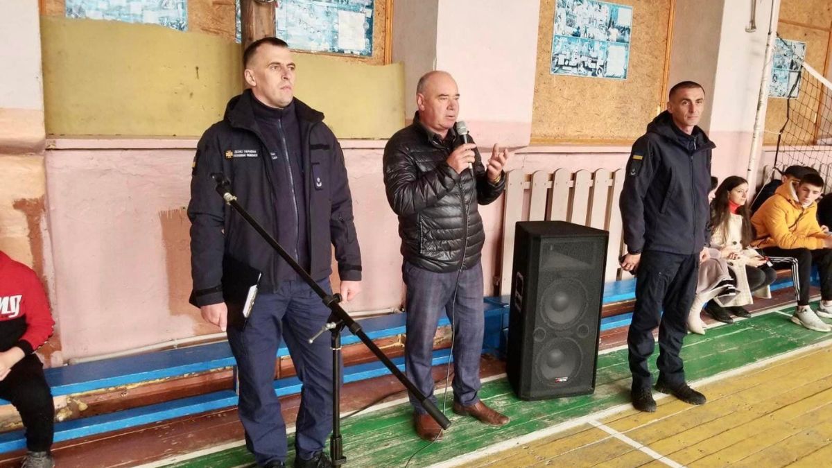 У Верховині провели змагання серед юних рятувальників-пожежних 1