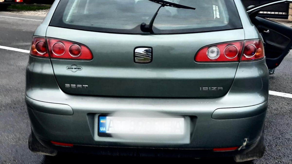 Смертельна ДТП на Прикарпатті: зіткнулися мотоцикл та дві автівки 2