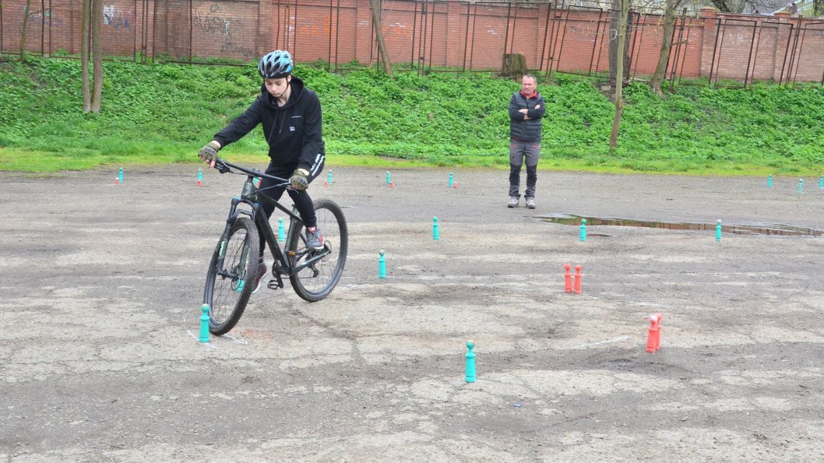 У Коломиї провели змагання з велосипедного туризму 2