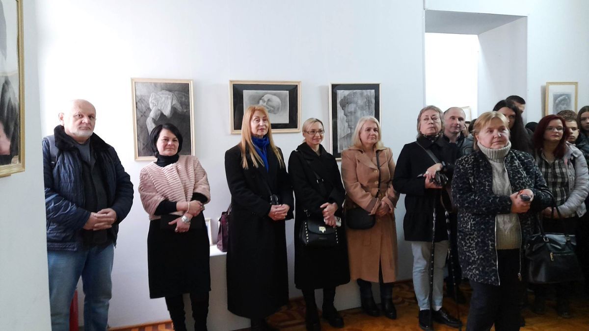 У Косові презентували персональну виставку Таїсії Гніздюк 1