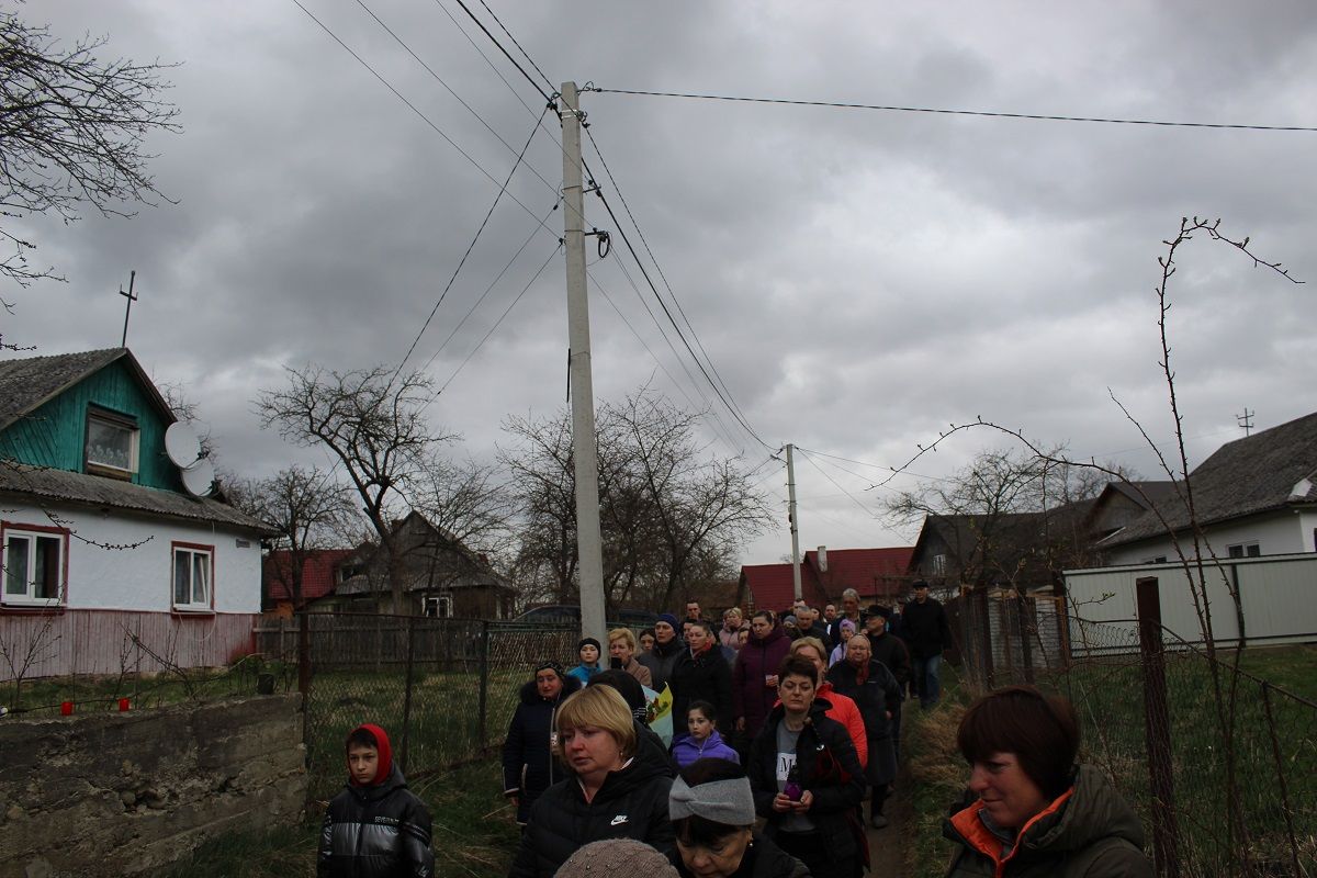 Делятинська громада зустріла загиблого воїна Назарія Гафійчука 4