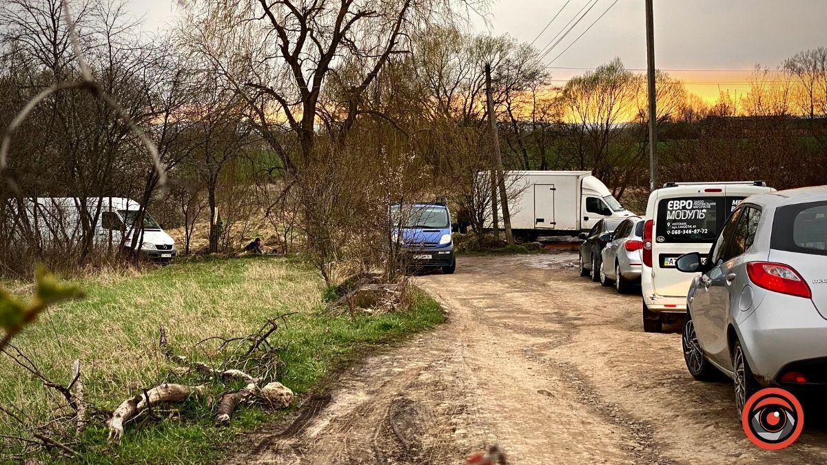 У П'ядиках напрямок до джерела є, а дороги нема 11