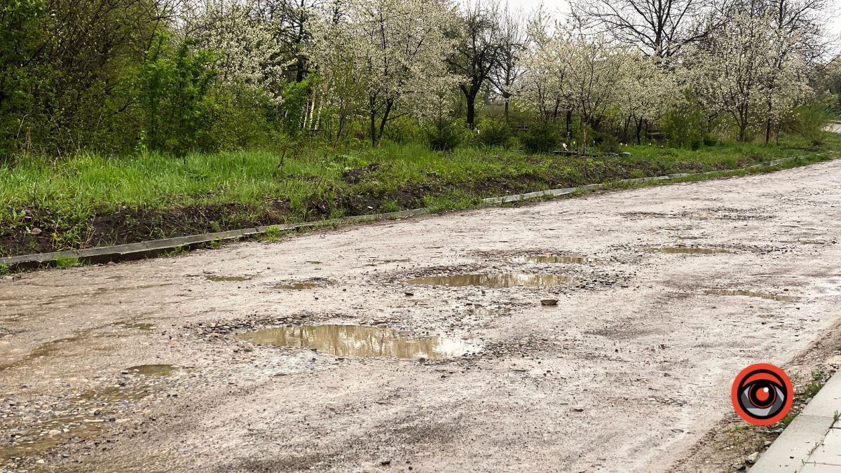 Як виглядає бездоріжжя на вулиці Маковея у Коломиї? 5