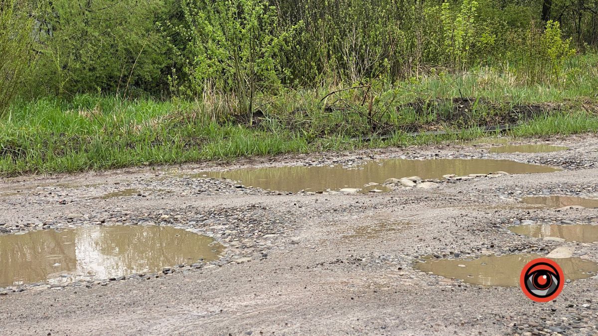 Як виглядає бездоріжжя на вулиці Маковея у Коломиї? 6