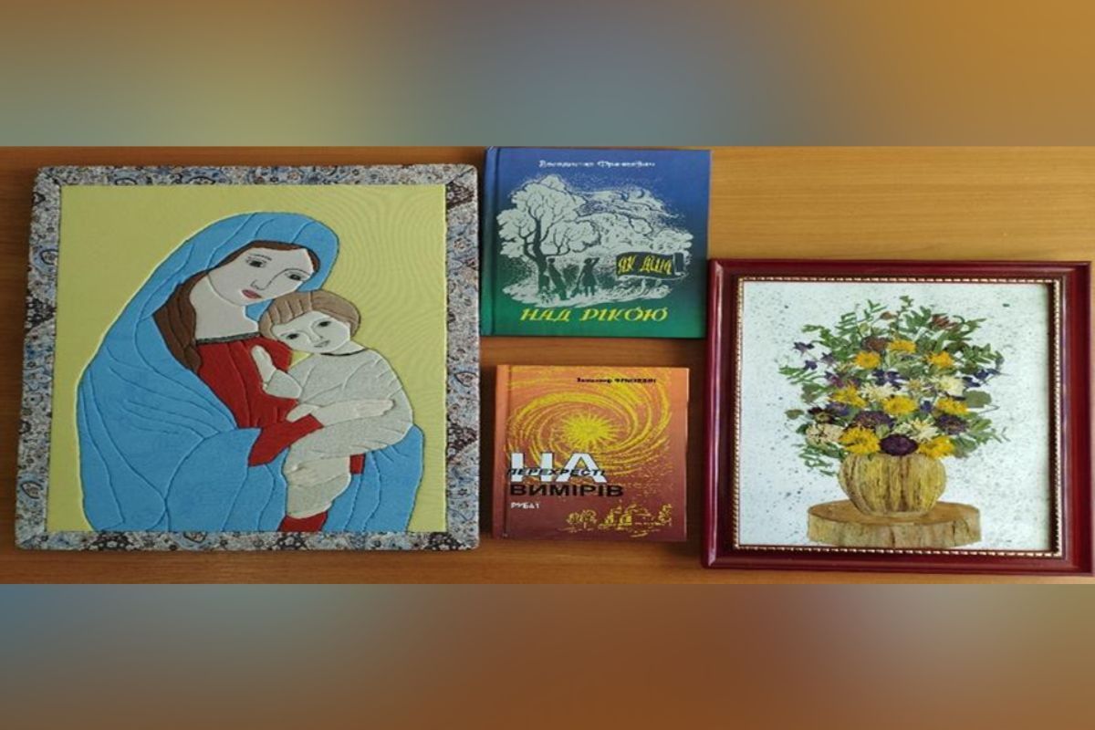 У РВА презентували лоти, які будуть на благодійному аукціоні 22