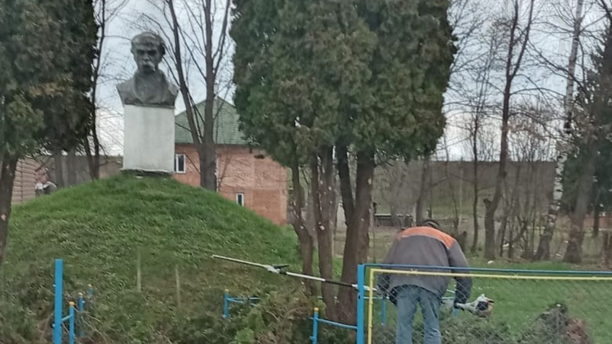 У Снятинській громаді триває підготовка до Великодніх свят: прибирають населені пункти 2