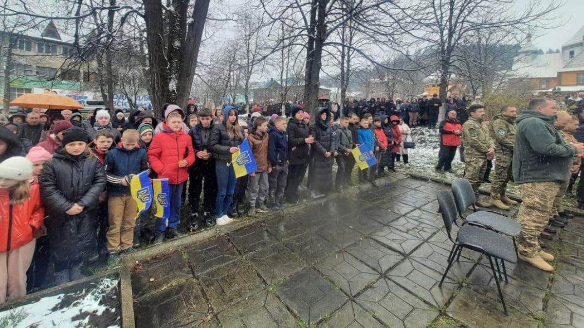 Верховина зустріла Героя Михайла Марійчука 5